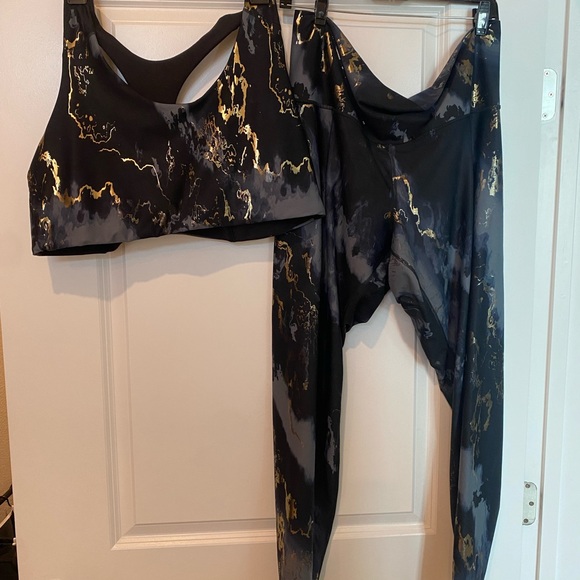 2pc workout set - Picture 1 of 1